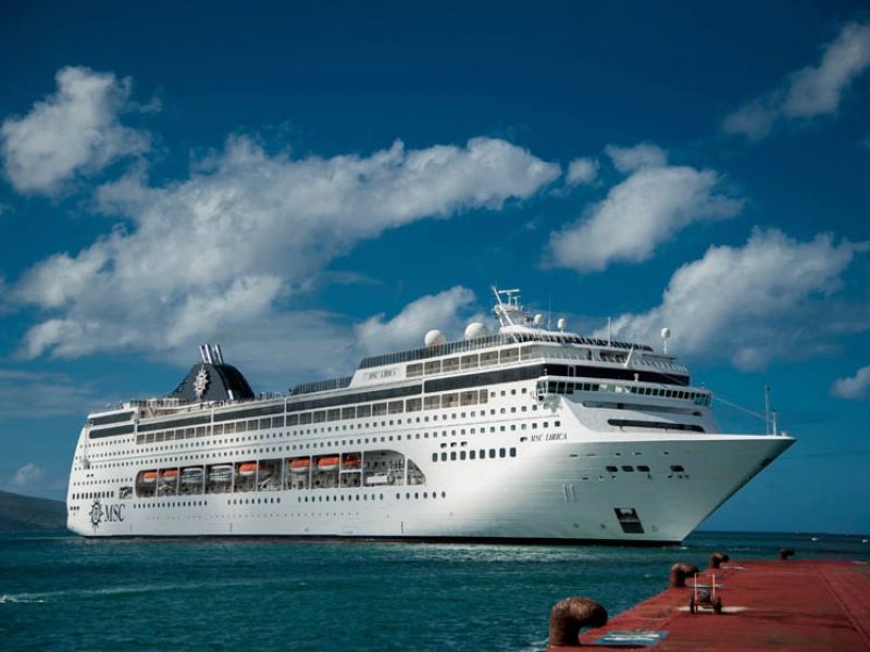 Круизен кораб MSC Lirica на MSC Cruises