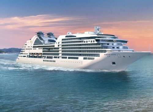 Круизен кораб Seabourn Ovation на Seabourn