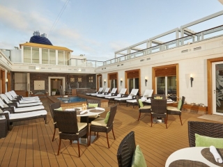 Описание на каюта The Haven Courtyard Penthouse с балкон - HF на круизен кораб Norwegian Gem – обзавеждане, площ
