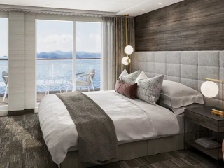 Описание на каюта The Haven Пентхаус апартамент с балкон - HF на круизен кораб Norwegian Epic – обзавеждане, площ