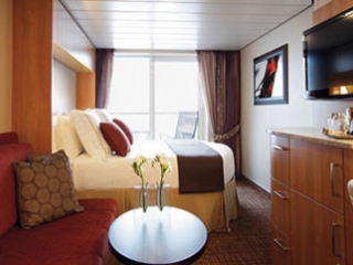 Описание на каюта Concierge Class – ВИП каюти - категории C3 на круизен кораб Celebrity Reflection – обзавеждане, площ