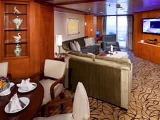 Описание на каюта Royal Suite - Кралски апартамент – категория RS на круизен кораб Celebrity Infinity – обзавеждане, площ