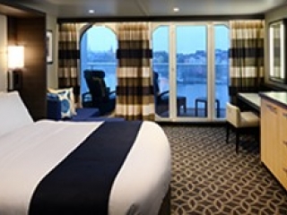 Описание на каюта Spa Junior Suite with Balcony - категория SJ на круизен кораб QUANTUM of the seas – обзавеждане, площ