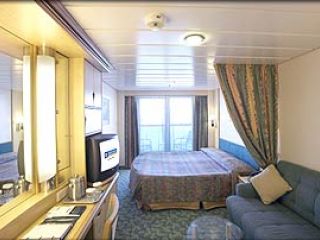 Описание на каюта Deluxe Oceanview Stateroom - категория Е1 на круизен кораб MARINER of the Seas – обзавеждане, площ, разположение