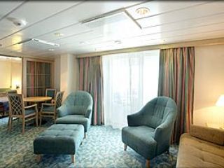 Описание на каюта Royal Family Suite – категория FS на круизен кораб MARINER of the Seas – обзавеждане, площ, разположение