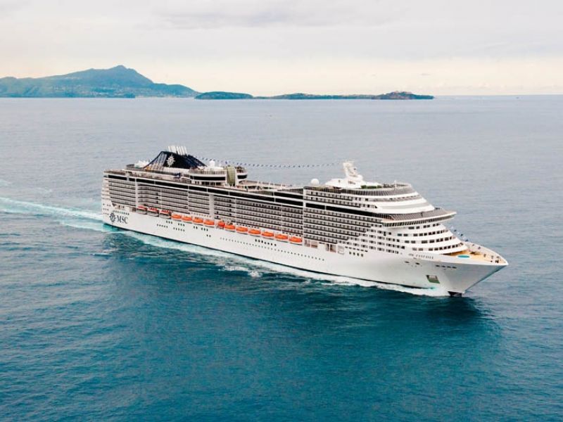 Круизен кораб MSC Fantasia на MSC Cruises