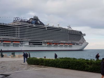 Круизен кораб MSC Seaside на MSC Cruises