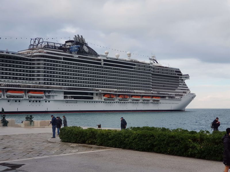 Круизен кораб MSC Seaside на MSC Cruises