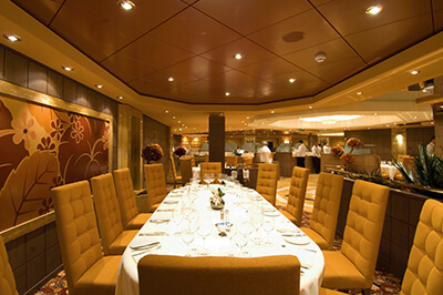 MSC Orchestra ресторанти на борда